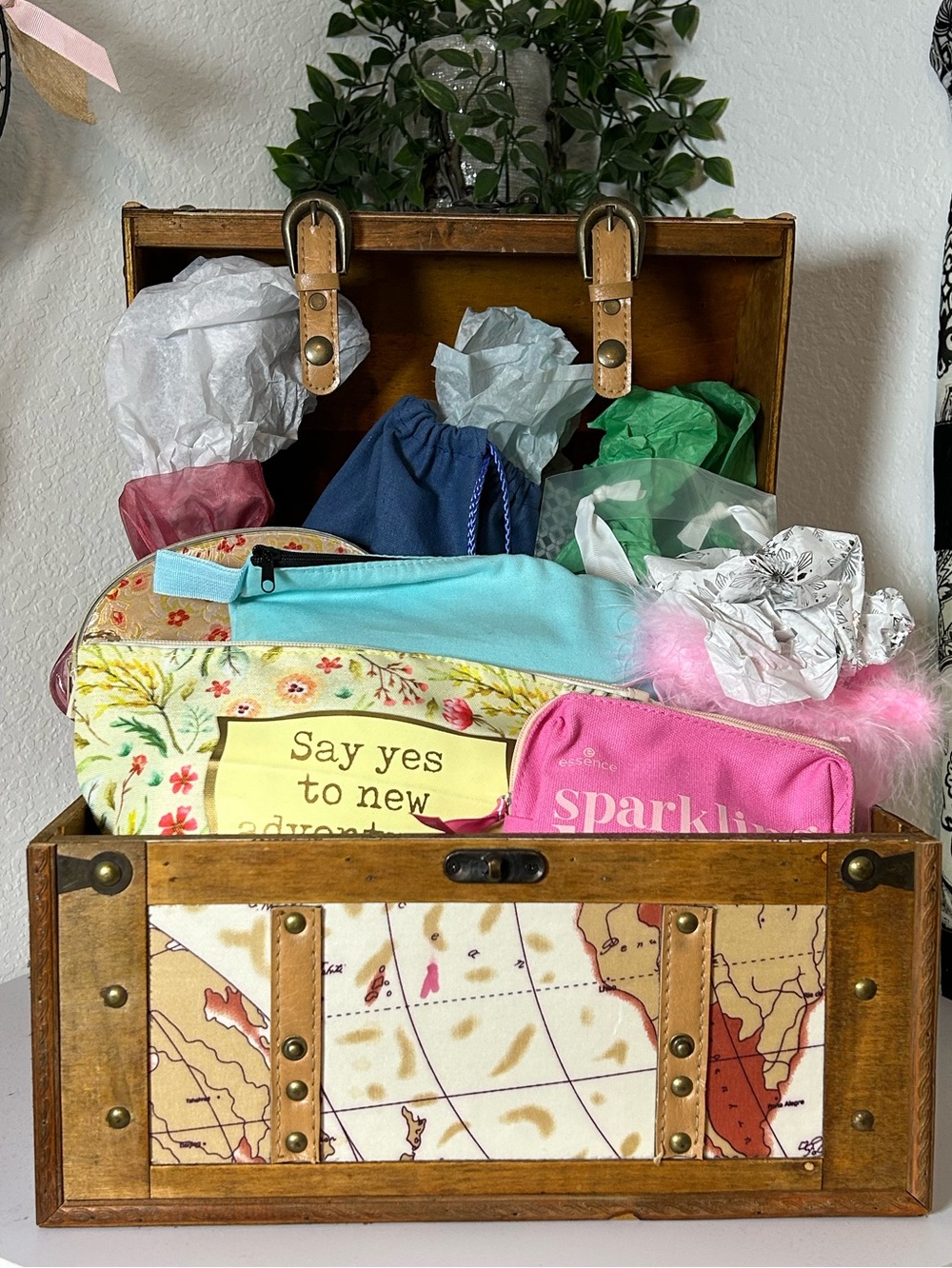 10/7 @ 2pm CST - Drawing 🎁 Treasure Chest Drawing For June 🛼🛼🛼 - Picture 1 of 16